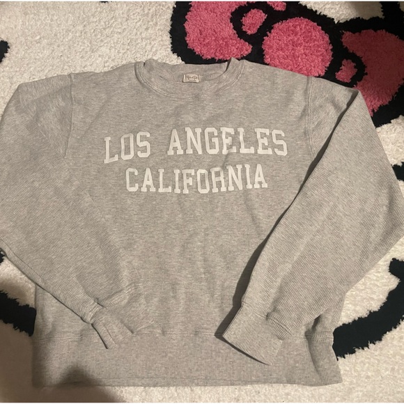 Brandy Melville John Galt Los Angeles California Gray Sweatshirt 💕 - Picture 4 of 4